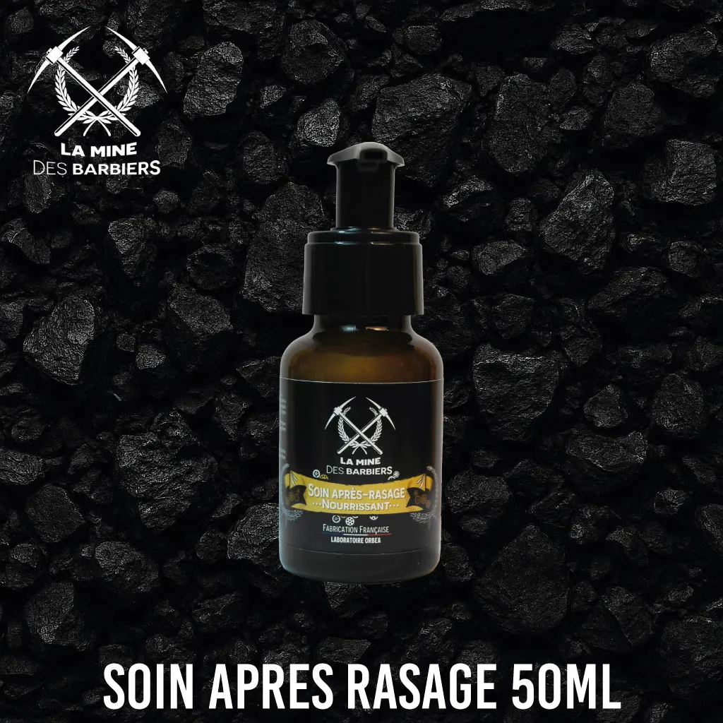 Flacon de soin après-rasage 50ml La Mine des Barbiers avec fond de charbon noir et logo de la marque